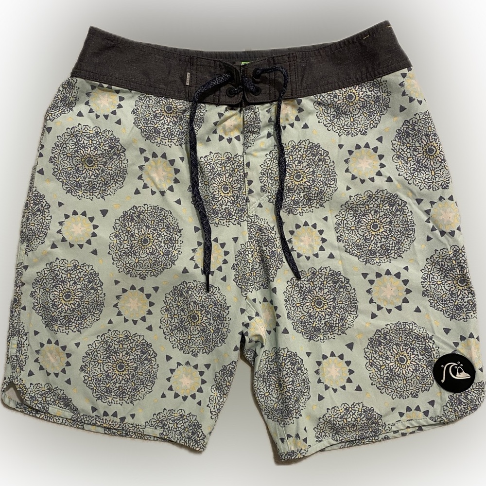 Quiksilver Highline board shorts, size 29, color light blue/green